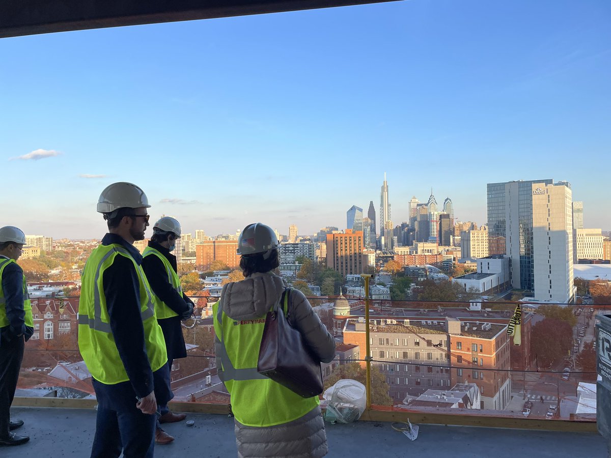 ULIPhiladelphia's tweet photo. What an afternoon experiencing this new neighborhood in University City. Thank you so much to hosts @BrandywineRlty @UPAPhila @Amtrak @WexfordSciTech for an amazing tour #ULIPHL #Forecast22 https://t.co/ezEmOgq6mf