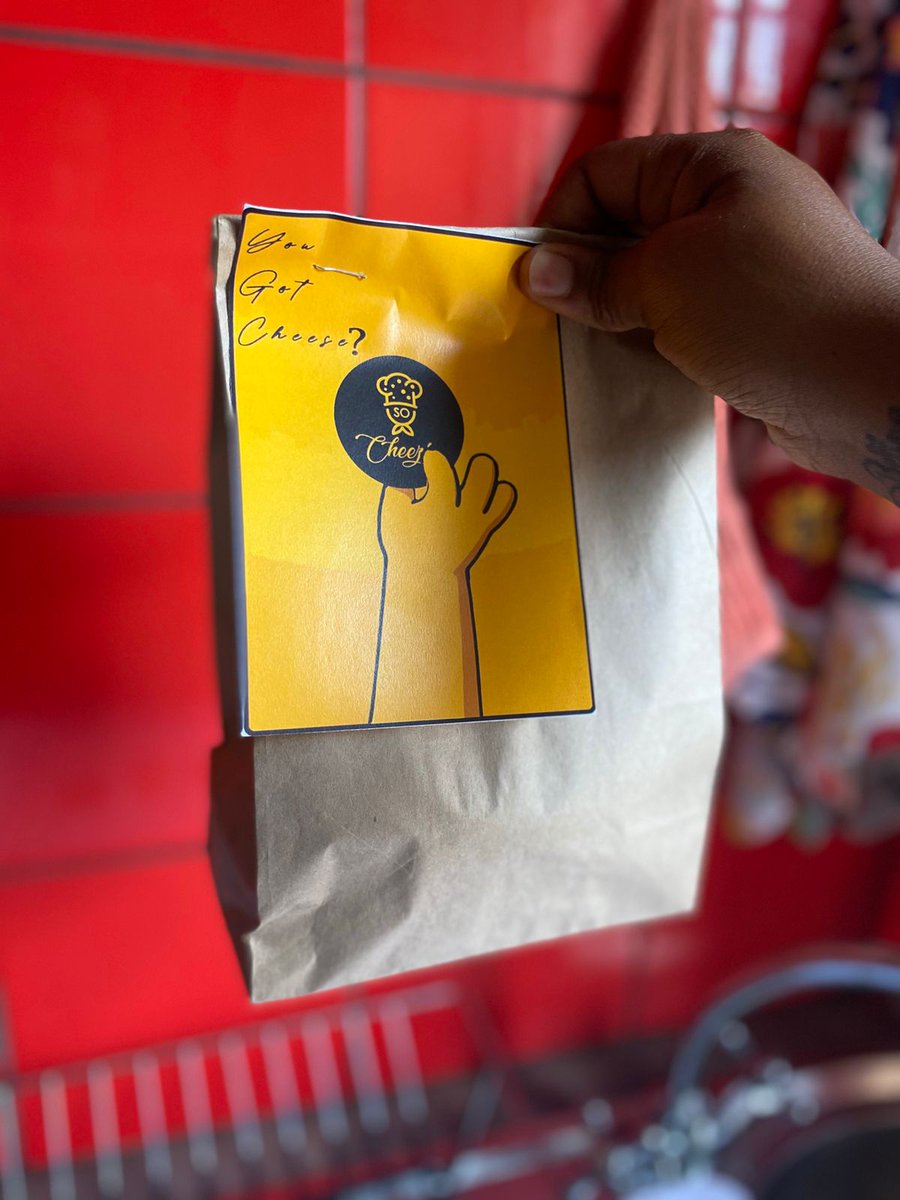 phumelele tweet media