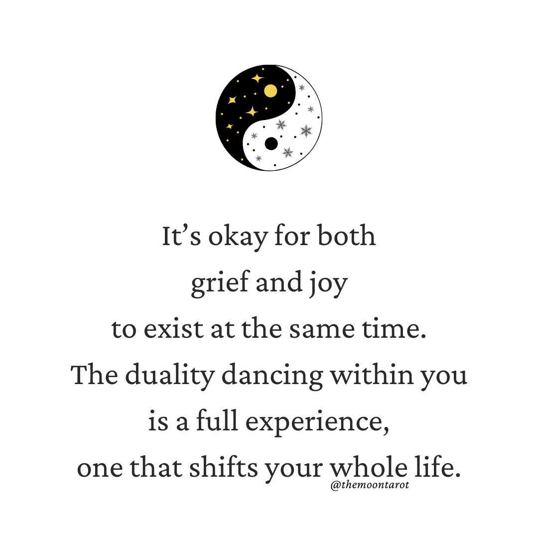 themoontarot_'s tweet photo. https://t.co/YkBydI2bOB