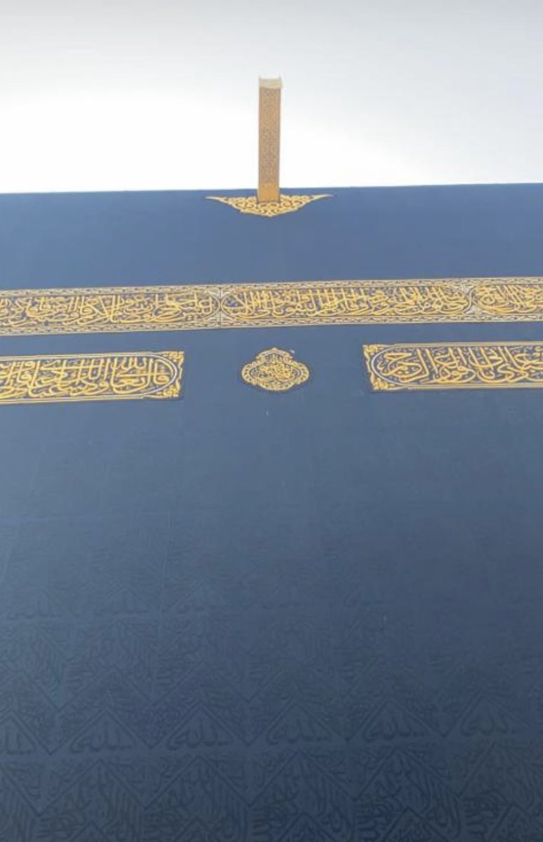 اللهم ارزق  والدينا وذرياتنا وأخواننا وأخواتنا وجميع المسلمين والمسلمات محبة منك ياودود واجعلنا من أولياءك الصالحين ومن علماءك الربانيين ونرجوك رحمة وتوفيقا وحياة هنيئة وارزقنا خير رفيق يعيننا بأمر ديننا ودنيانا ونحيا حياة ود وسكينه ولكأنها حياتين حياة قلب وروح ياالله ..