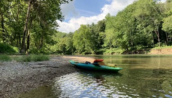 FloatMissouri's tweet photo. Make your weekend incredible at Gasconade river. 🚤 https://t.co/zQaPgIZGiL