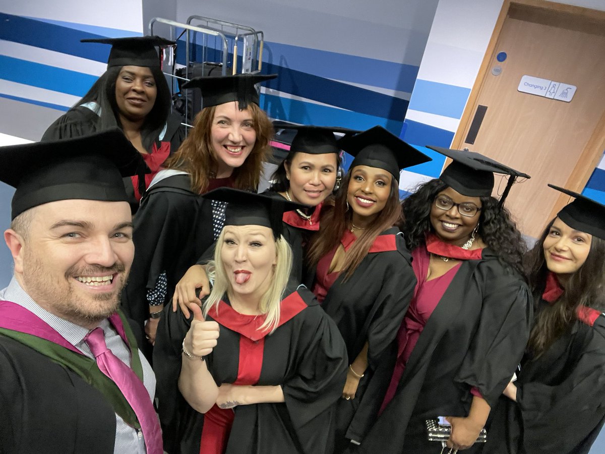 Nadtweets_93's tweet photo. CLASS OF 2021 👩🏾‍🎓🎓

We did it!! 🙌🏾 👏🏾
#derbygrad https://t.co/7PbcXN73WL