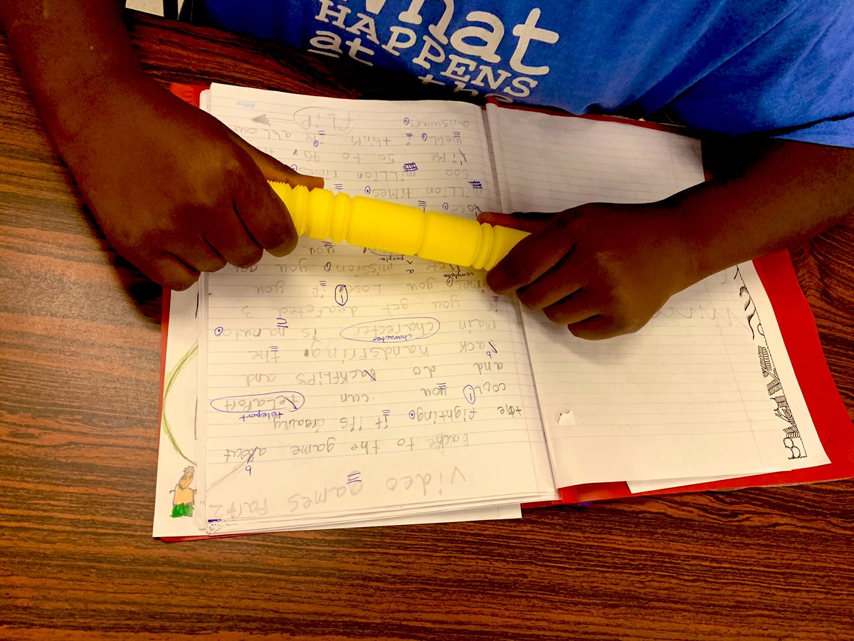 sarah_joy4's tweet photo. Writing centers today in grade 5/6! Working on #sentencefluency with @SmekensEd! This may be our new favourite way to practice this WRITING TRAIT! 📝😍 @RCSD_No81 @Sttheresa_rcsd https://t.co/tDF3j9r8yk