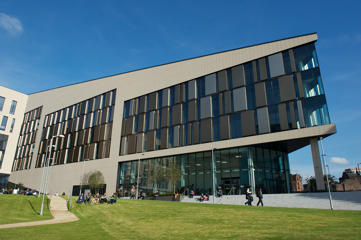 StudyinBritain's tweet photo. @UniStrathclyde se estableció hace más de 200 años en la ciudad de Glasgow, obteniendo un múltiples reconocimientos, entre ellos ser la Universidad Escocesa del año 2020. ¡Contáctanos para postular tu posgrado en UK con nuestra asesoría gratuita!https://t.co/um9Spd1xqN https://t.co/9C4z7sTLEW