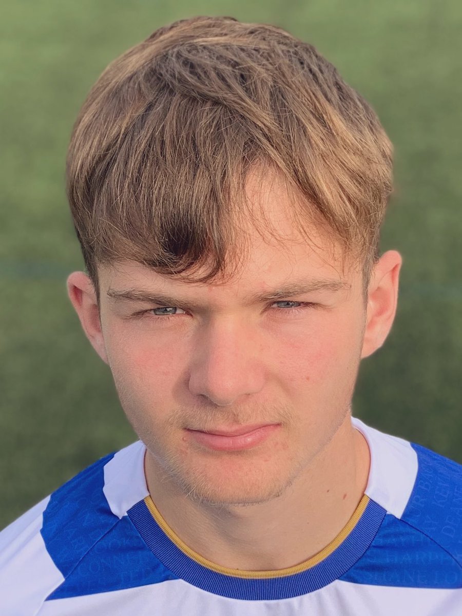 JMAReadingFC's tweet photo. PLAYER WATCH | ⚽️💙

Congratulations to @ki4nabery on making his full debut for @ReadingCityFC in their 4-1 win tonight and to top it off was MOTM! 

Kian has been at partner club City since the age of 7 before joining us and featuring in the FA Youth Cup this season https://t.co/Pxf45s5cKG