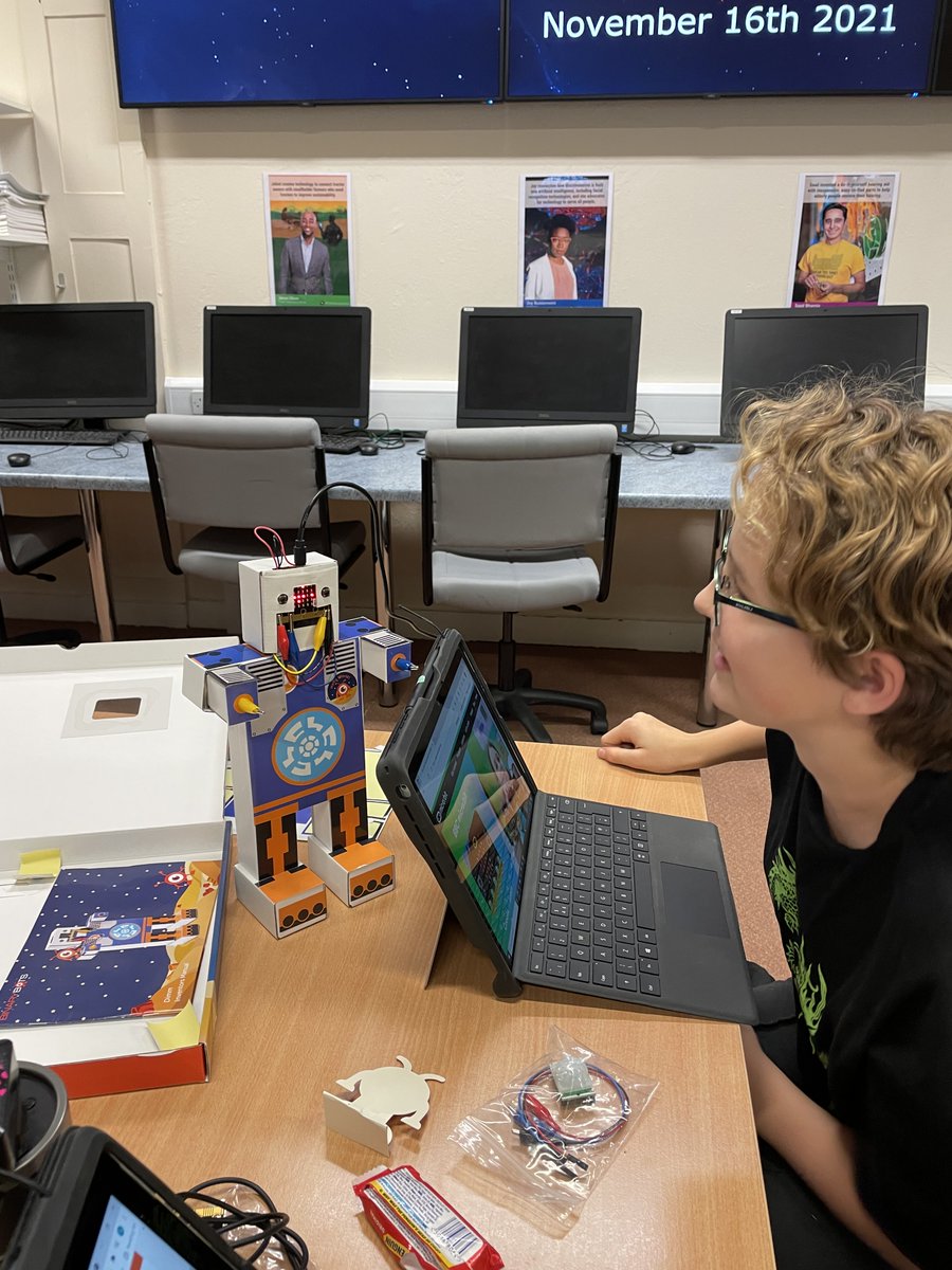 digital_dh's tweet photo. Sasha &amp; Scarlett @DowneHouse enjoyed an "unplugged" activity in Code Club today. Here they are with their @Binarybotstech robot! Combined with a BBC @microbit_edu device they can use their @MicrosoftEDU Surfaces to code instructions! #GirlsWhoCode #CSUnplugged #Robotics #STEM 🤖 https://t.co/iTRcVjw0Qg