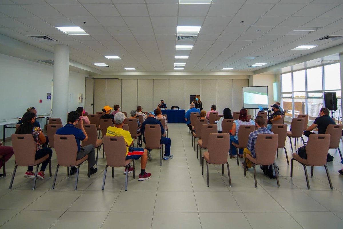 catano's tweet photo. Primera reunión comunitaria para el desarrollo del Plan de Recuperación Municipal. Contó con a participación de residentes, comunidades, comerciantes, organizaciones y grupos. https://t.co/VFmVyEyewo