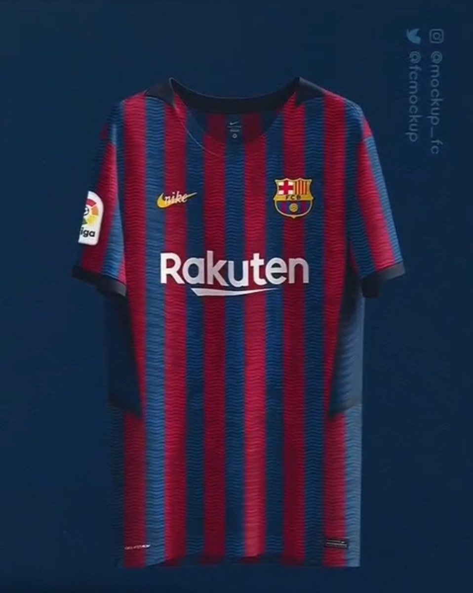 thierrin_'s tweet photo. ¿Alguien me explica por qué la gente hace camisetas 100 veces mejores que las oficiales? https://t.co/ZSlc9oyBX5