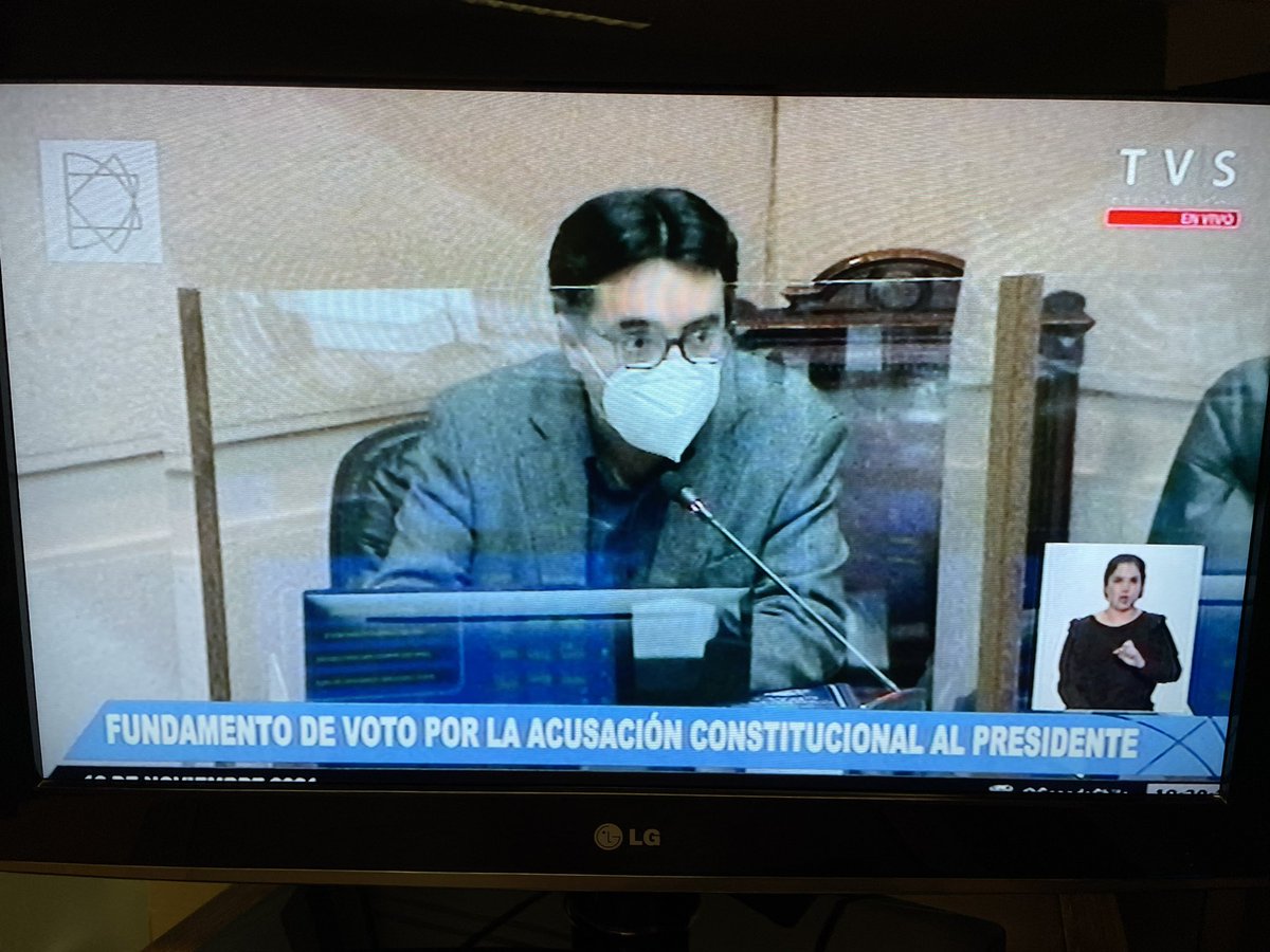 infogatecl's tweet photo. #ahora senador @LatorreJI argumenta #AcusacionConstitucionalAPiñera y recuerda el prontuario de Piñera desde el caso #BancoTalca y el escándalo de la pesquera peruana mientras #Chile enfrentaba una demanda justamente de #Perú https://t.co/JmFL94XiYr
