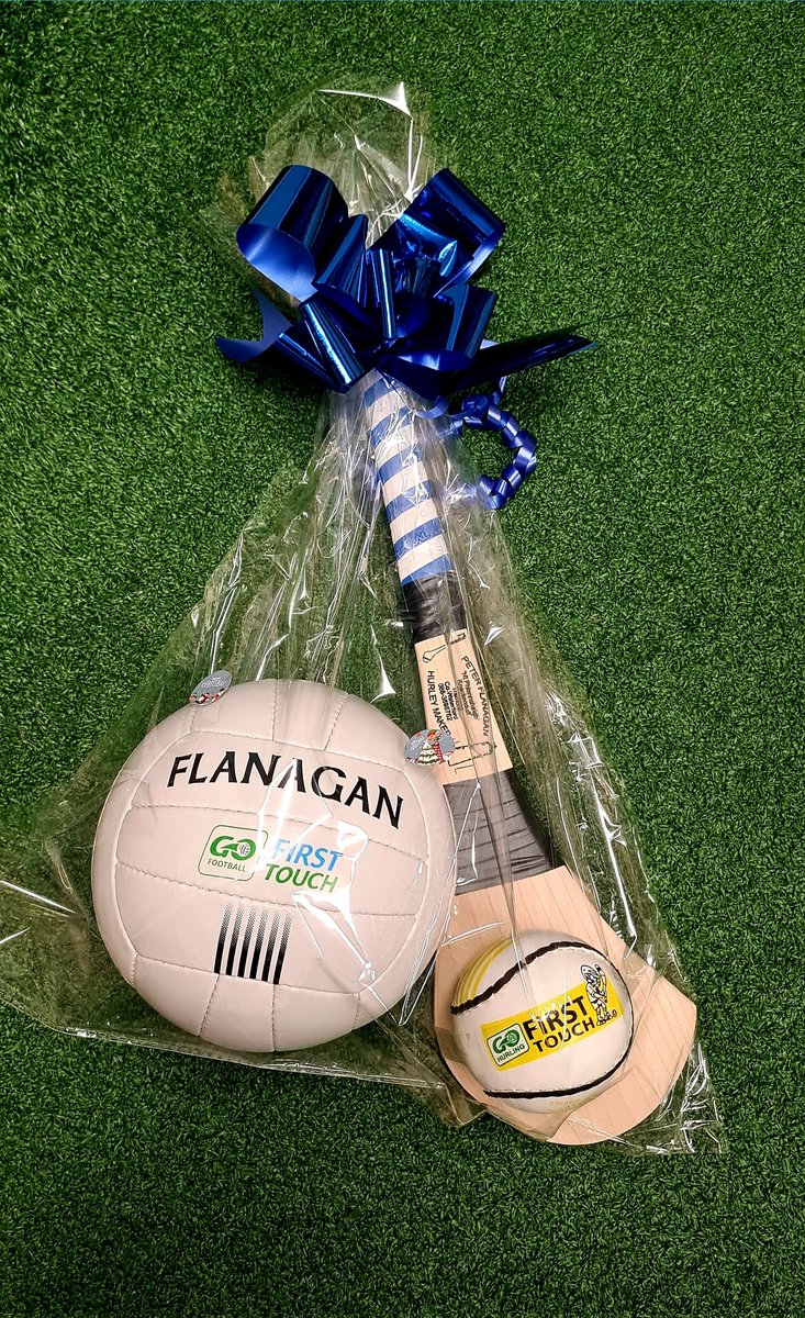 FlanaganHurleys's tweet photo. Some nice gift sets ready for delivery and collection tomorrow. https://t.co/GwDrBUC7yg 🎁🎄 https://t.co/Wzdr9fiDmm
