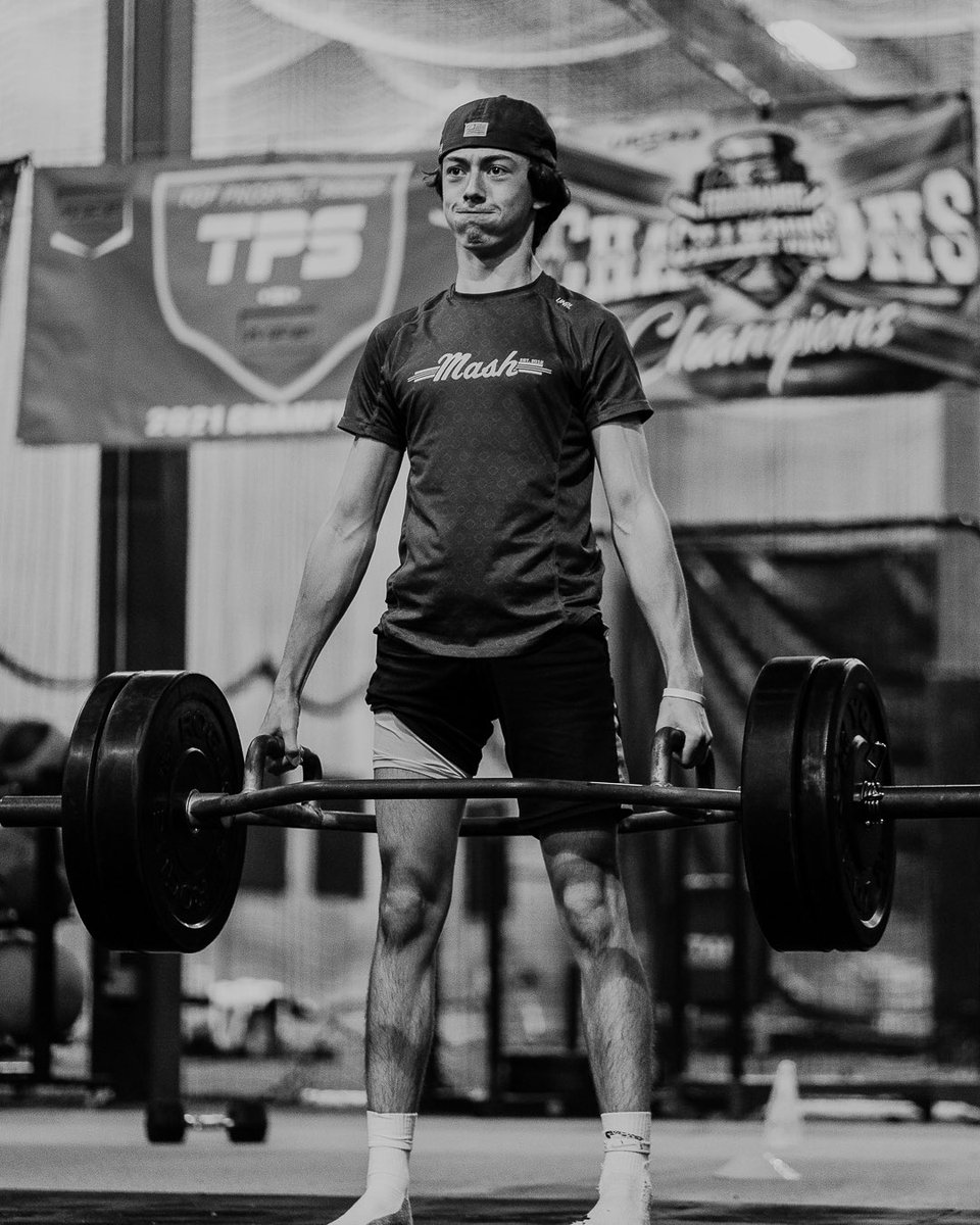 MASH__BASEBALL's tweet image. It’s pretty black and white: 

If you want results, you have to show up and put in the work. ⚫️⚪️ #SimpleFormula