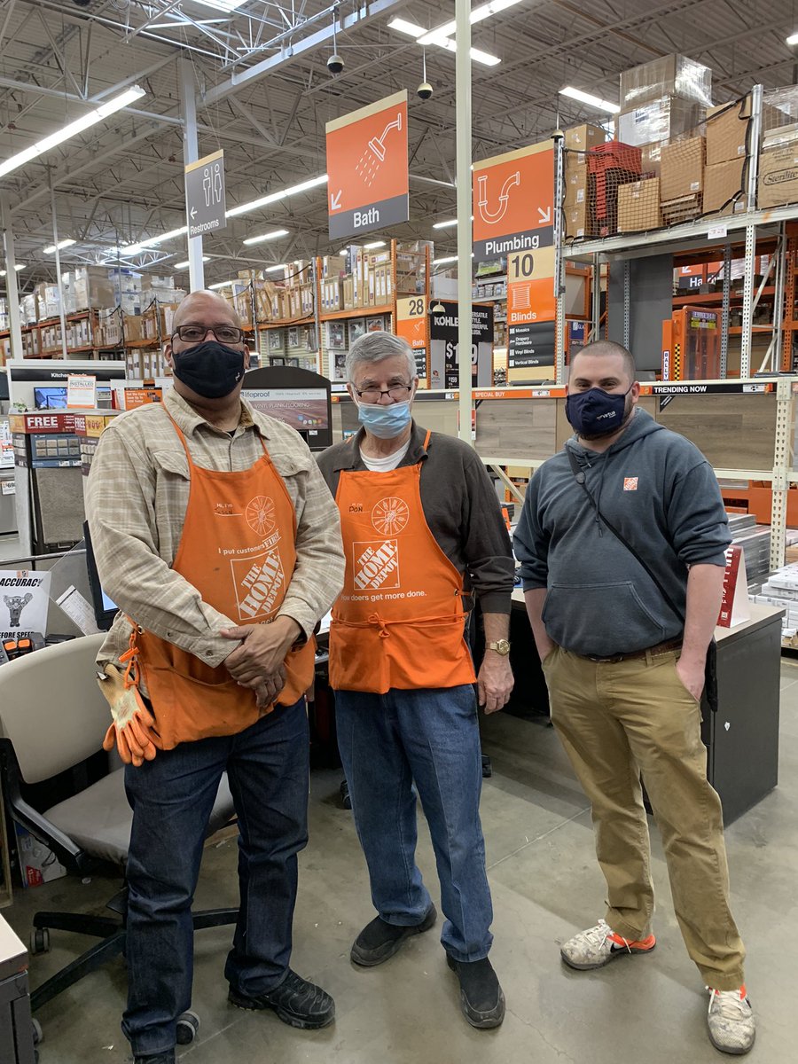 veronica tweet media