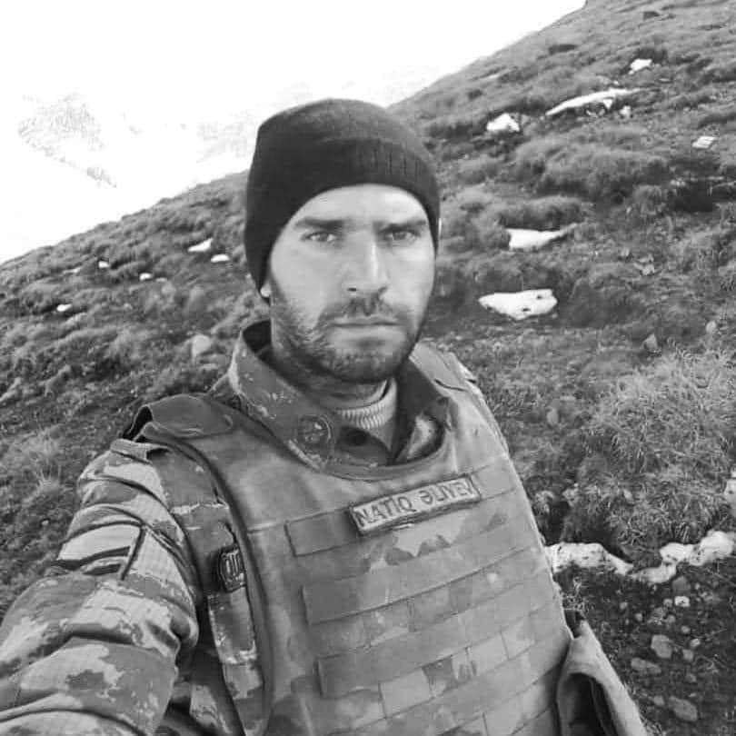 mr_tural_'s tweet photo. Əslən Göyçə mahalının Zod kəndindən olan, hazırda Gəncə şəhərində yaşayan Natiq Əliyev 🇦🇿adlı hərbi qulluqçumuz bu gün Kəlbəcər rayonu istiqamətində gedən döyüşlərdə  şəhid olub. 

Qəhrəmanlar unudulmur!🇦🇿
Ruhun şad olsun🇦🇿 https://t.co/a9DWCh9vsP
