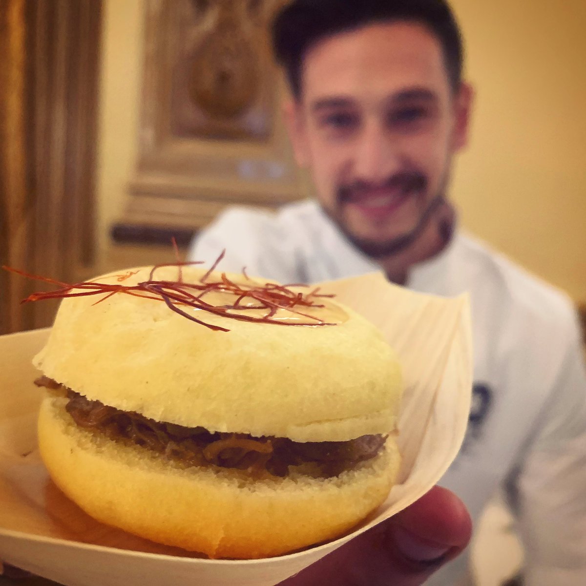 HitCooking's tweet photo. Cocina Delicatessen en #Califatogourmet 🔝🍽⭐️ @cocinandos @mariazafran @kiskogarciachef @celia_rest para todos los paladares 👩🏼‍🍳👨🏻‍🍳 @chary_serrano @Nacho_Sandoval @futurobloguero @acviajes @baenaoliva Delujo!! https://t.co/UZwJ0YvzCS