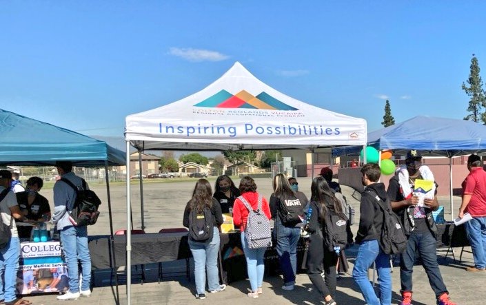 ROPCareerCenter's tweet photo. Thank you @CRYROP @GCryrop our @CHSJackets_ were excited to hear about all the training and job assistance https://t.co/kPugWB4lvQ
