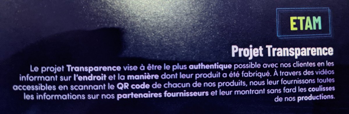 AudeLaval's tweet photo. Magnifique trophée ecommerce  de #Etam catégorie #RSE permettant aux clients d'accéder via QR code aux informations sur le lieu de fabrication des produits. Un vrai service innovant et avec du sens #TEC21 https://t.co/XdRolXrVli