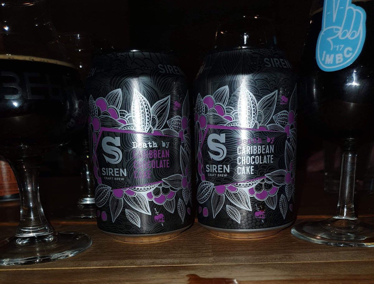 danmayer77's tweet photo. The 2019 vs 2020 @SirenCraftBrew #SirenCCC side by side challenge now draws to a conclusion with a duel to the... death by caribbean chocolate cake! This is CCC dialled up to 11. Both have aged well but I'm just giving this one to 2019. Death by returns for 2021 later this weekπ https://t.co/6q6curMGfy