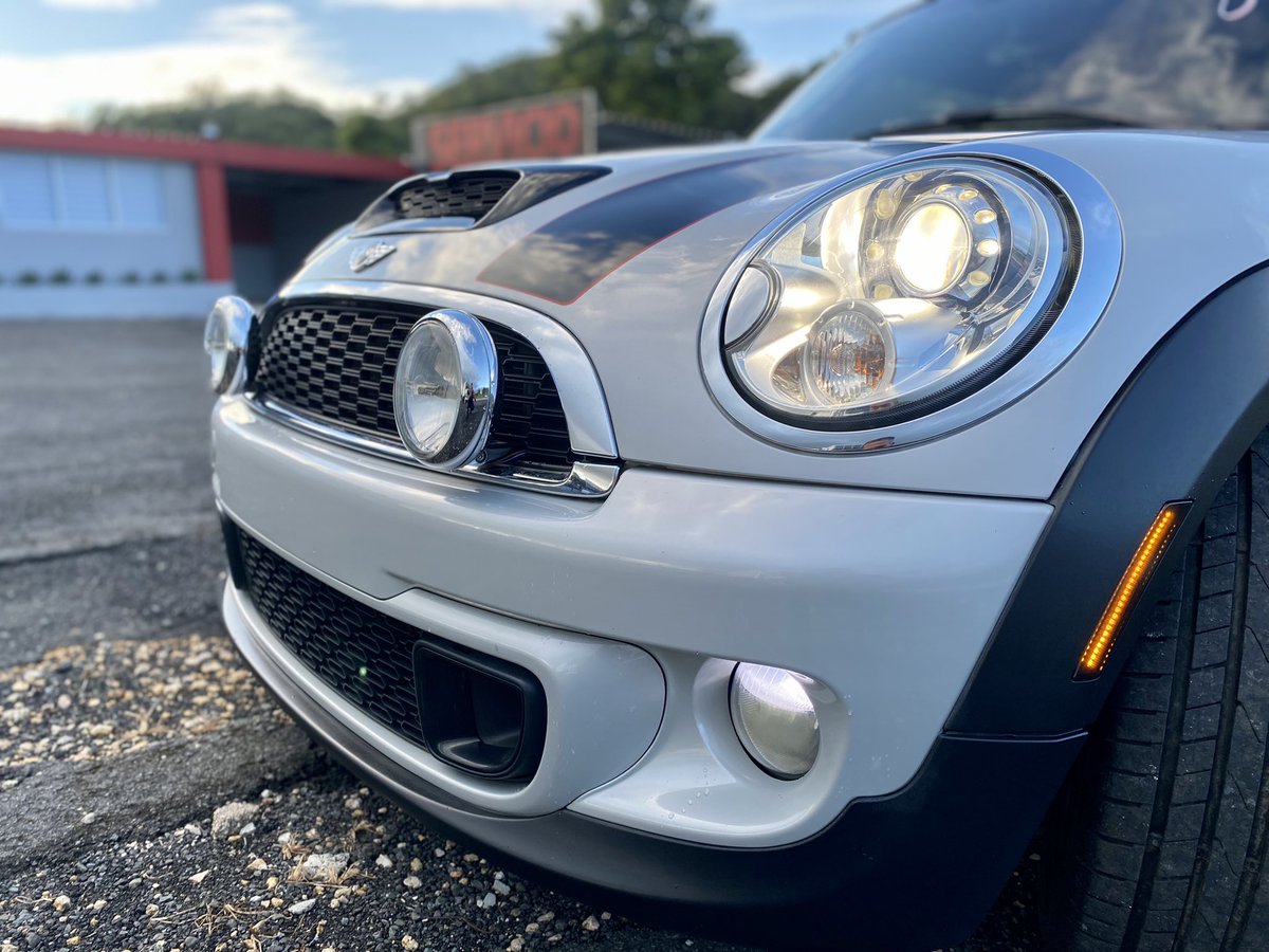 LuisDavid1099's tweet photo. Mini Cooper S 2013 46k millas 
Turbo 
6 SPD https://t.co/MKitHlAXFi