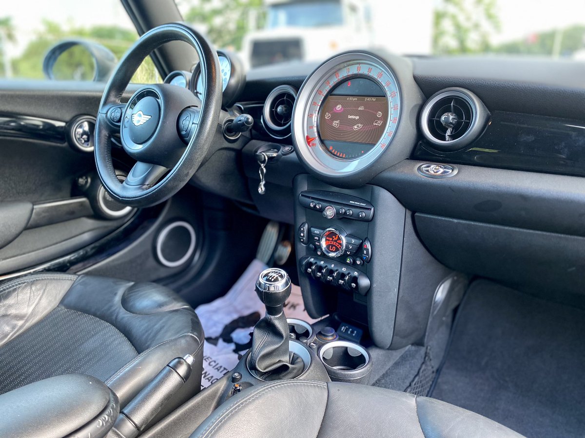 LuisDavid1099's tweet photo. Mini Cooper S 2013 46k millas 
Turbo 
6 SPD https://t.co/MKitHlAXFi