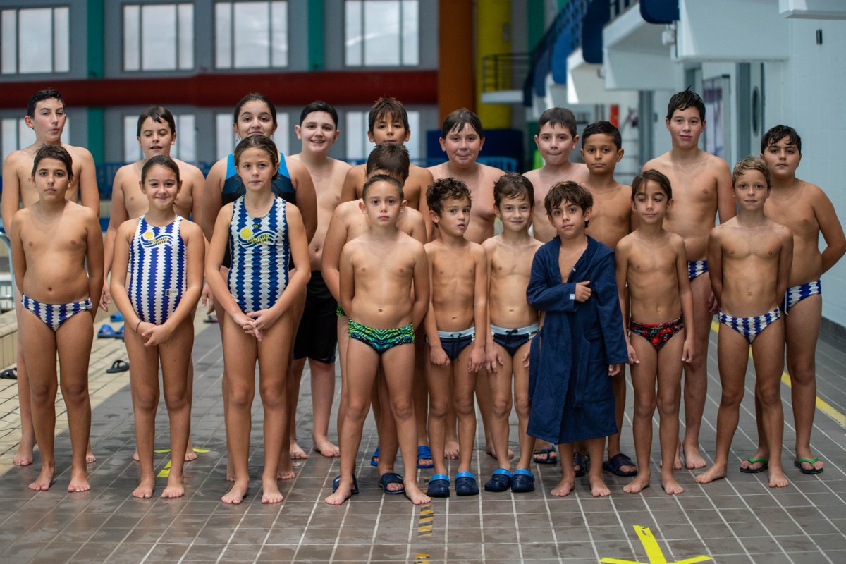 cn_jerez's tweet image. Waterpolo. Las categorías inferiores del DKV Jerez se desplazaron este sábado para disputar un triangular amistoso en la capital gaditana junto al CW Cádiz y el CD La Molinera. Jornada festiva en la que destacó el enorme incremento de deportistas benjamines en nuestras filas.
