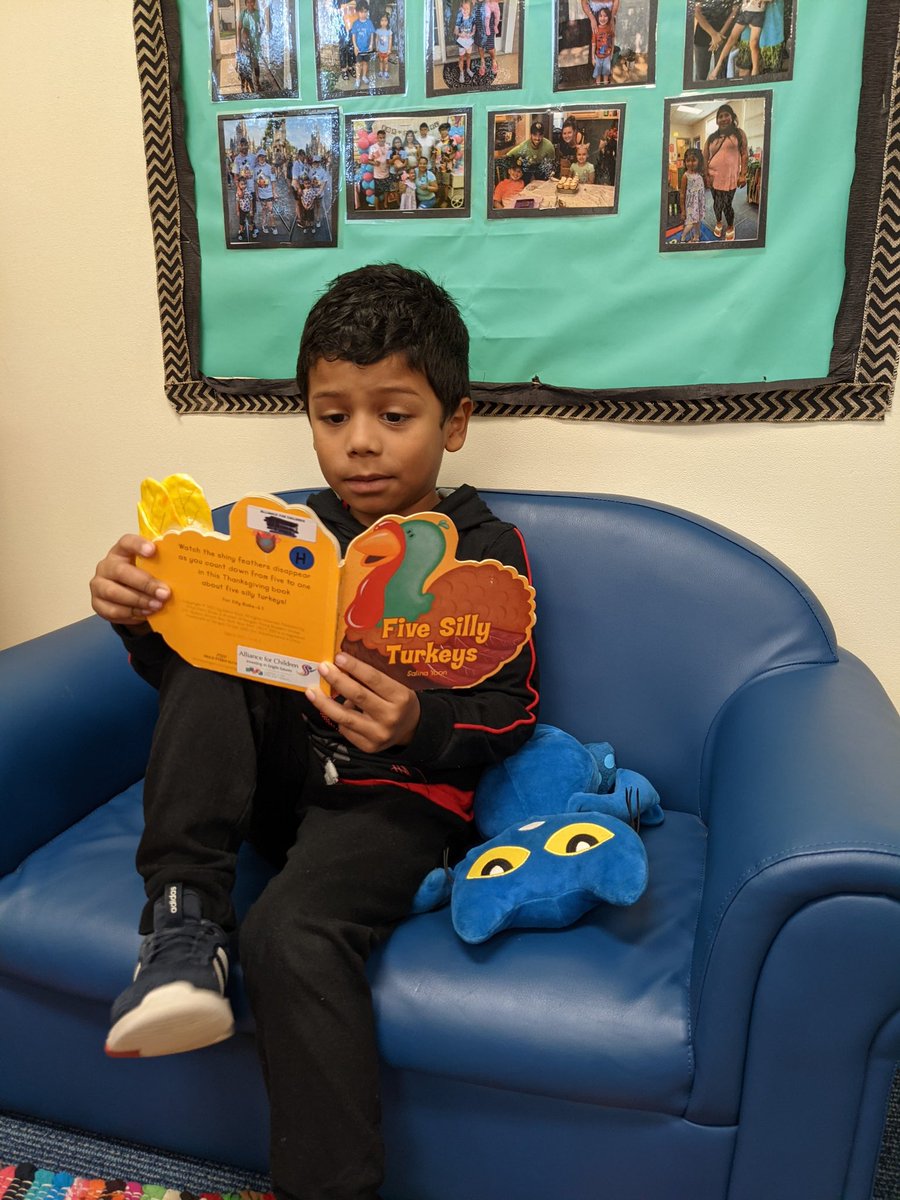 jscoop156's tweet photo. Prek’s are honing their creative skills this week in my class! It’s Turkey season! @SardisESNC @UCPSNC @KevinBeals2 @kellylmarks54 https://t.co/X1AV52Qzlj