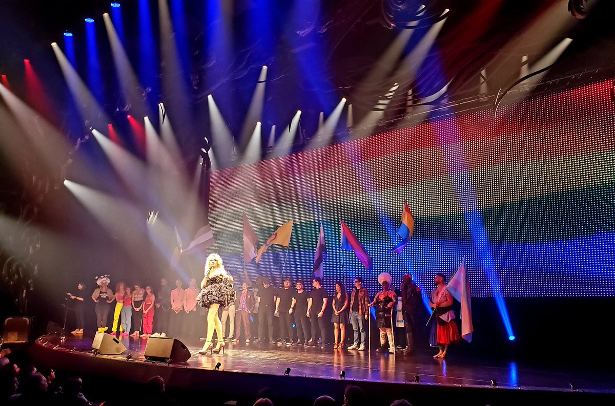 So grateful to 🙏🏼 <a href="/PrideInLondon/">Pride in London</a> for an absolutely fantastic night! Thanks to "Take to the Stage with Pride" we discovered 🤯 artists/performers that made us 😮😂😢... 👏🏼👏🏼👏🏼 to all the brilliant minds behind PGT of the last 8 years!! #LGBTQ 🏳️‍🌈❤