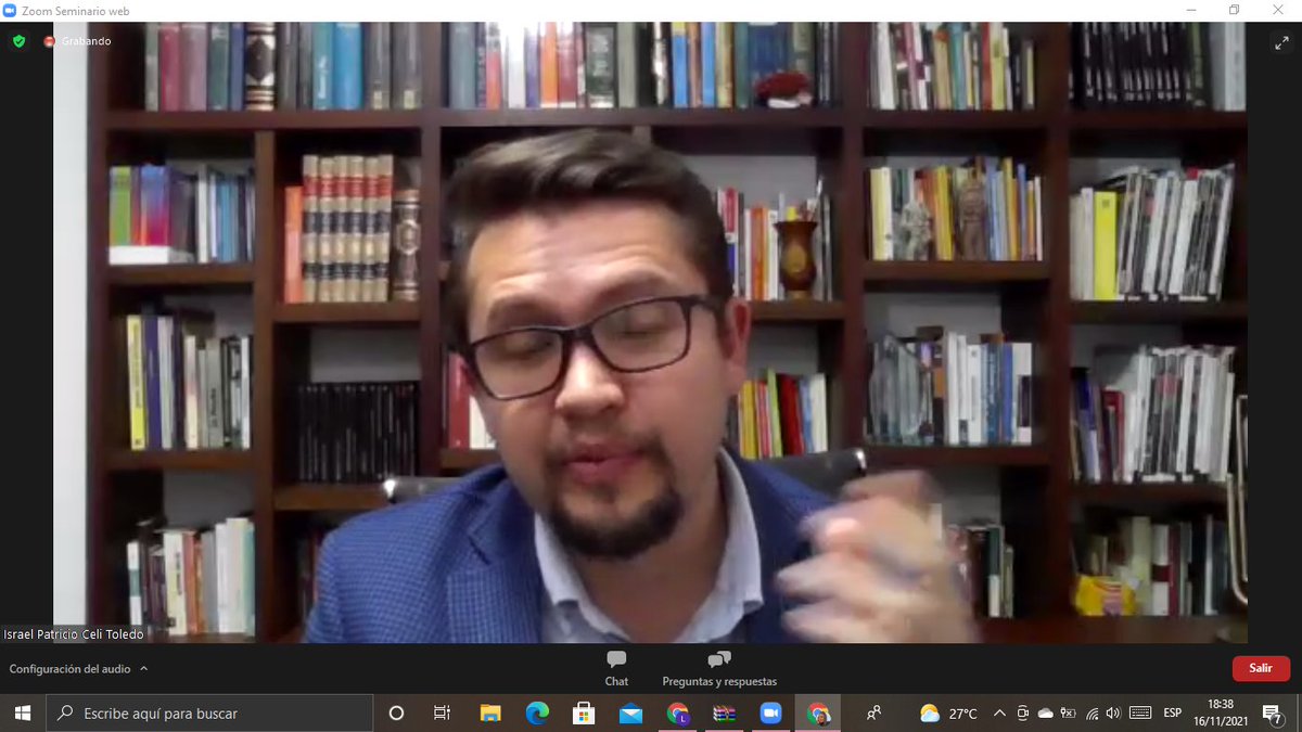 veropinanding's tweet photo. Qué alegría poder seguir aprendiendo de ustedes; visiones críticas, aterrizadas y multidisciplinarias que no se han limitado a criterios normativos, sino que permitieron una percepción más amplia, filosófica y reveladora. Un abrazo a todos. https://t.co/RHKfh6YS7j