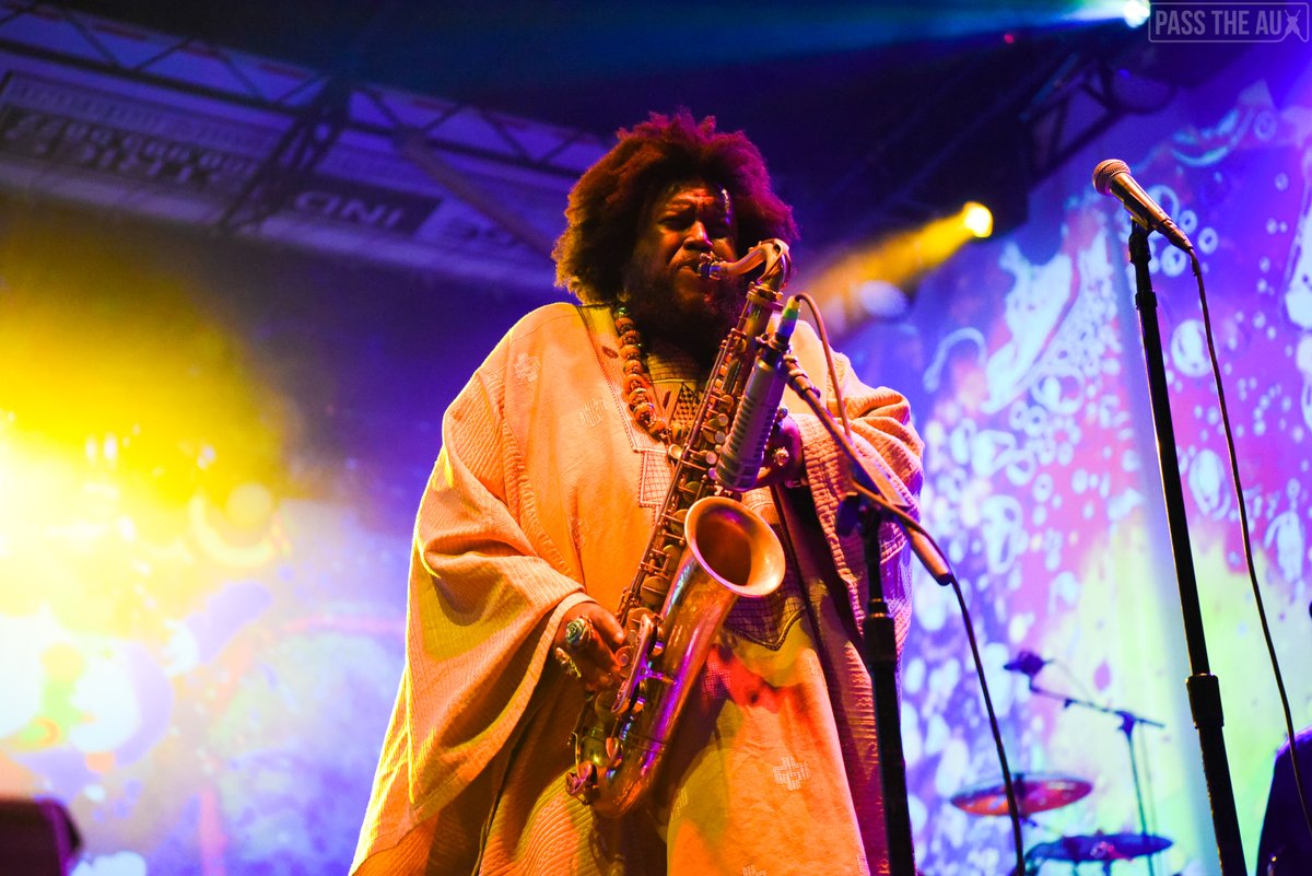 passtheauxco's tweet photo. We were so excited for the return of @desertdaze this past weekend! From seeing @TheWarOnDrugs to @timheidecker + @WeyesBlood to @KamasiW -- to just being back on the campgrounds, here is our #BestAndWorst of #DesertDaze2021: https://t.co/PbatxSLSCN https://t.co/9Eac2i97Bj