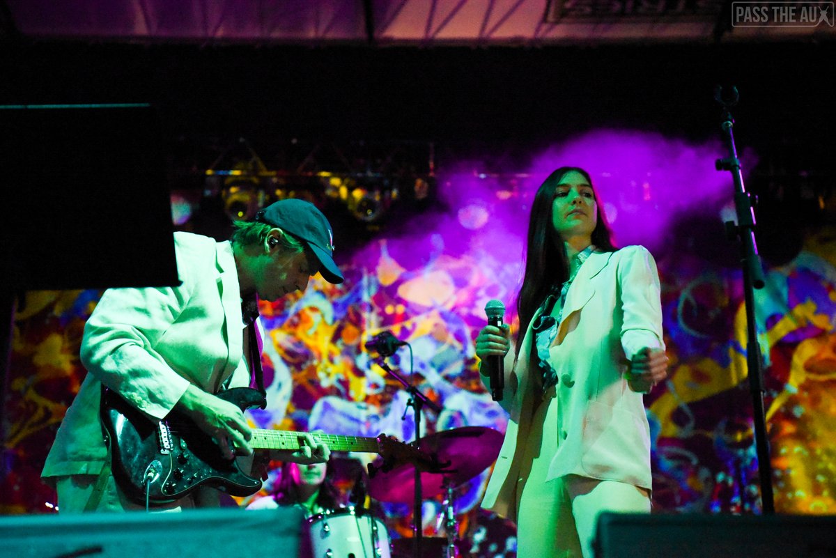 passtheauxco's tweet photo. We were so excited for the return of @desertdaze this past weekend! From seeing @TheWarOnDrugs to @timheidecker + @WeyesBlood to @KamasiW -- to just being back on the campgrounds, here is our #BestAndWorst of #DesertDaze2021: https://t.co/PbatxSLSCN https://t.co/9Eac2i97Bj