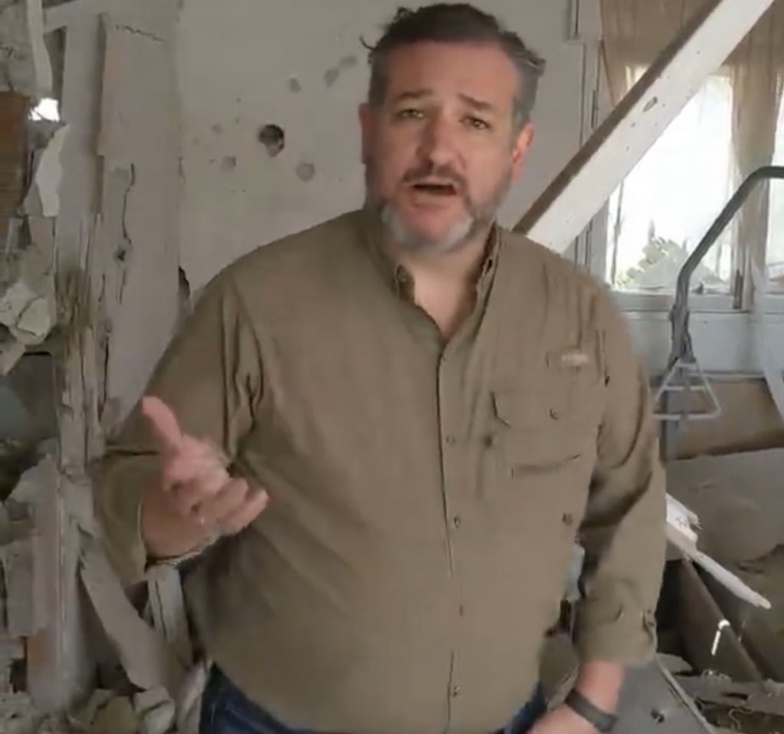 MysterySolvent's tweet photo. If Ted Cruz were a junk food, what would he be? https://t.co/w8fKd2vLGO
