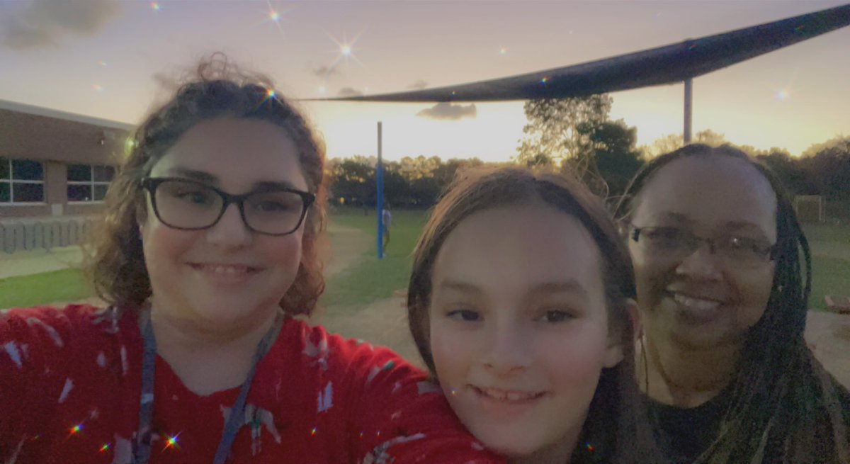 Sara Cornett (@mrssaracornett) on Twitter photo Family movie night under the stars! Family movie night under the stars!