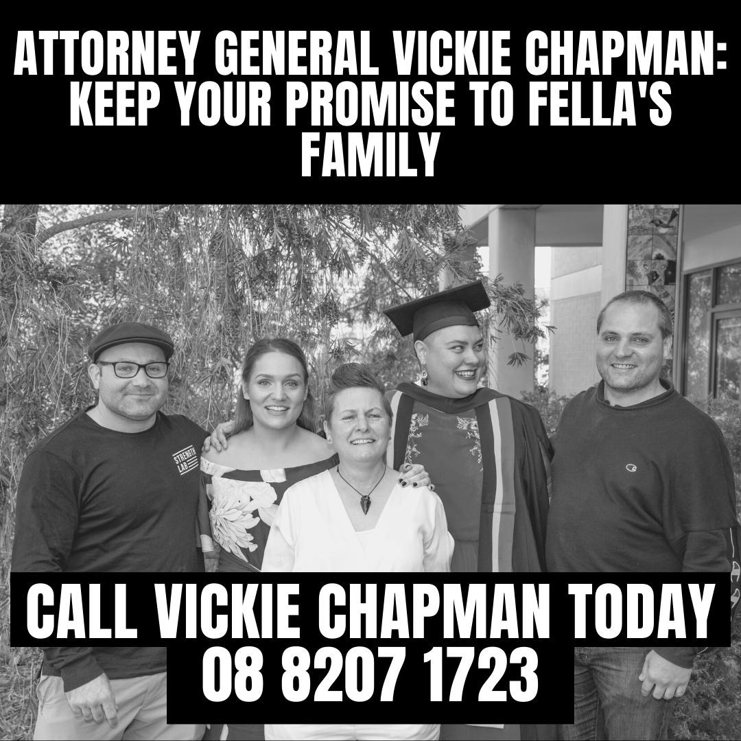 Roxy Moore tweet media