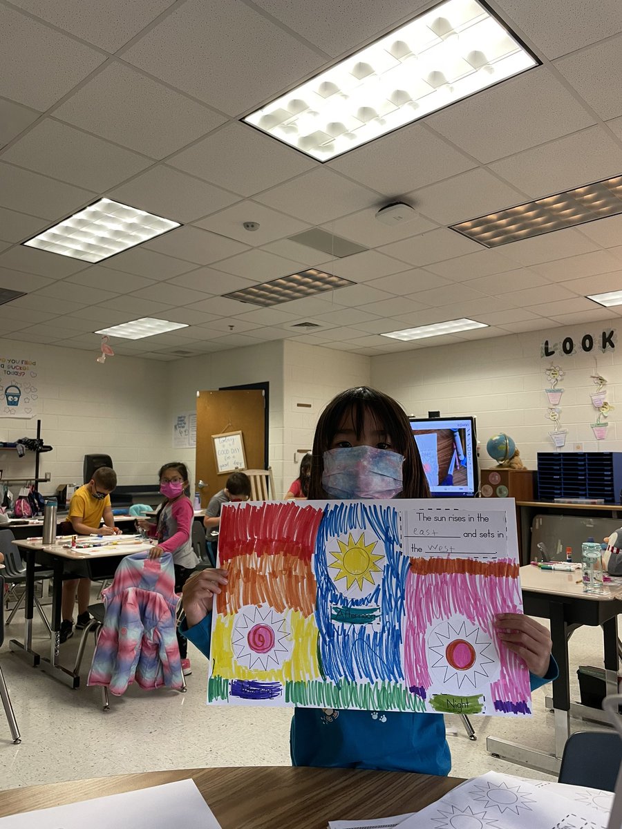 _MsVillagomez's tweet photo. We love learning about the sun!! ☀️ https://t.co/9bKF0gGUQL