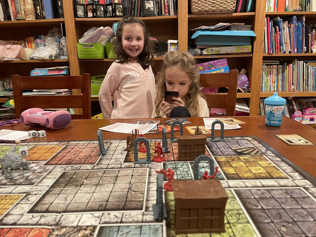 CelestialMonkee's tweet photo. The best thing about Hero Quest? An all female party! @HasbroPulse https://t.co/MbIkWeKxDE