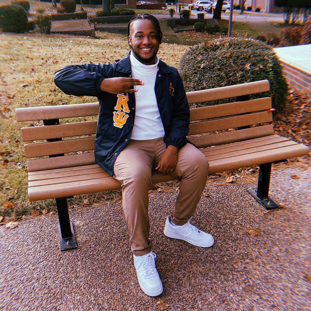 iam_ksavage's tweet photo. Since ‘03…. No Explanation Needed💙💛 #bigunocho #charterday #chipsi https://t.co/Ib9Vvu8Cjx