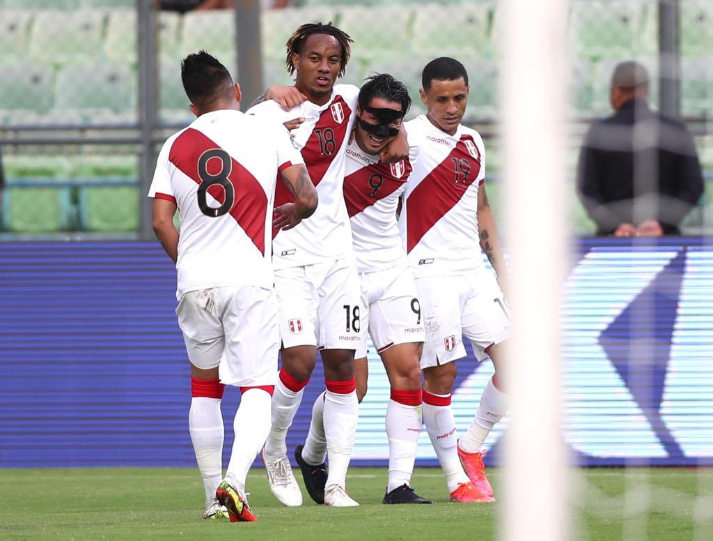 G_Lapadula's tweet photo. ARRIBA PERÙ, CARAJO!🇵🇪
@SeleccionPeru 
#ArribaPeru 
#UnidosSomosMasFuertes https://t.co/m5rPTDsIXw
