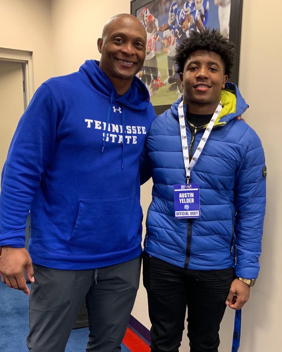 AustinYelder's tweet photo. #AG2G🙏🏽 After a conversation with @EddieGeorge2727  I'm Beyond Blessed to have received my first D1 offer from Tennessee State University 🔵⚪️ @coachbowdown58 @CoachCraw_ @CoachTWilson20 @theleegenerals @AL6AFootball @AL_Recruiting @ChadSimmons_ https://t.co/NBrsr72JxS
