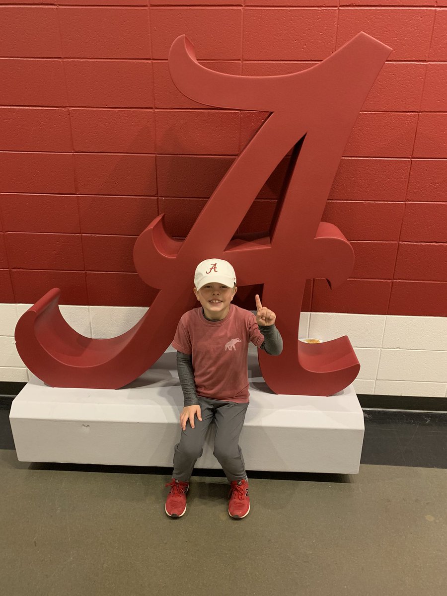addison_perkins's tweet photo. He’s ready to beat the Jags. #RollTide https://t.co/Ju8fnc260S