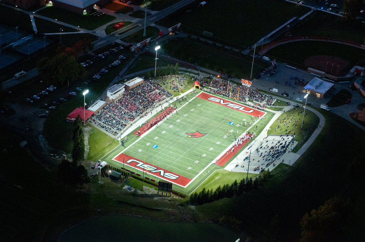 _armonrobinson's tweet photo. After a great conversation with   @PrudhommeSVSU , I’m blessed to receive an offer from @svsu_football 🔴🔵 @McKeownDB @Coach_Spoerl @CoachSneed1 @Coach_Couch44 @Coach_Cmoore @TrustMyEyesO https://t.co/KLO6AvqKn4