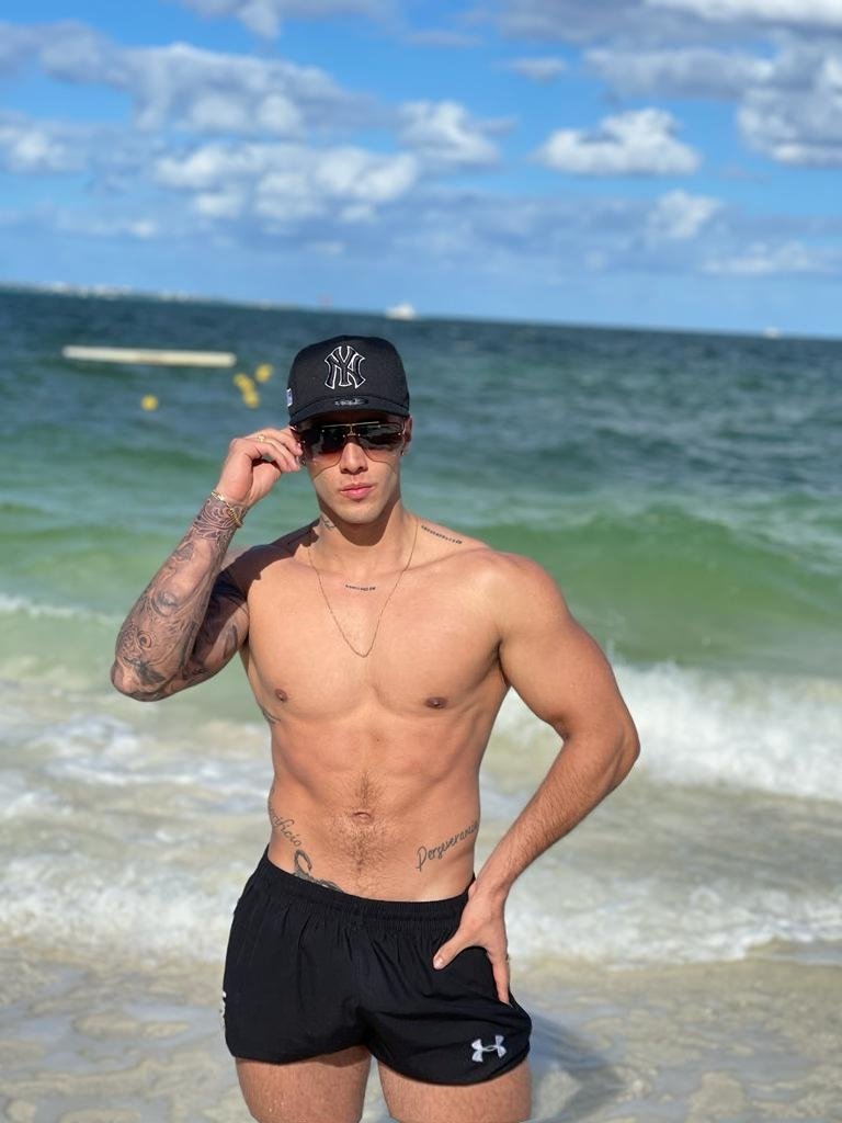 MagicMaki1's tweet photo. #online 😛you are always in my thoughts😜😱
@Flirt4Free 💎⬇️⬇️
https://t.co/ED4A2imrHF 🚀🚀 #rt #magicmaki #model #webcam https://t.co/hRqPHBSp1d