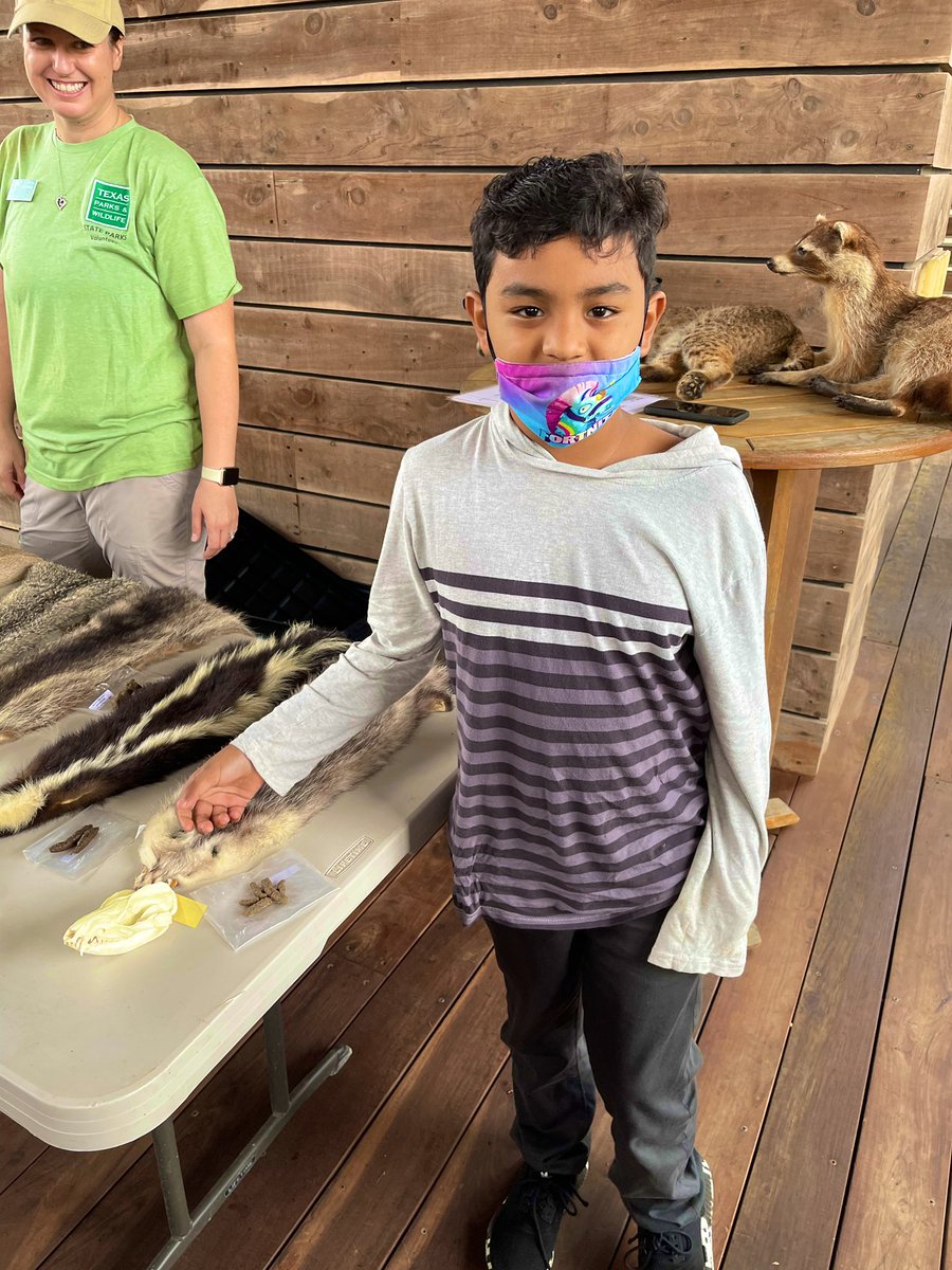 LeeAnna_2013's tweet image. 5th grade field trip fun! 🎉☀️

My kiddos did awesome with their peer buddies exploring at Government Canyon! 😎 #LifeInALE #Inclusion 

@NISDRabaES