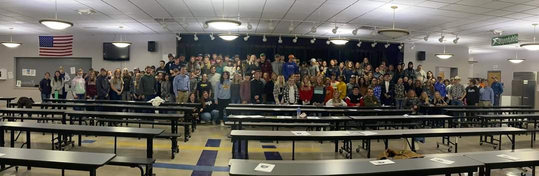 Morgan_FFA's tweet photo. Our FFA members are enjoying the District 10 Leadership Night along with almost 200 other FFA members! 

Thanks to Racine Southern FFA for putting on the Leadership Night! https://t.co/p4bGp8aH1q