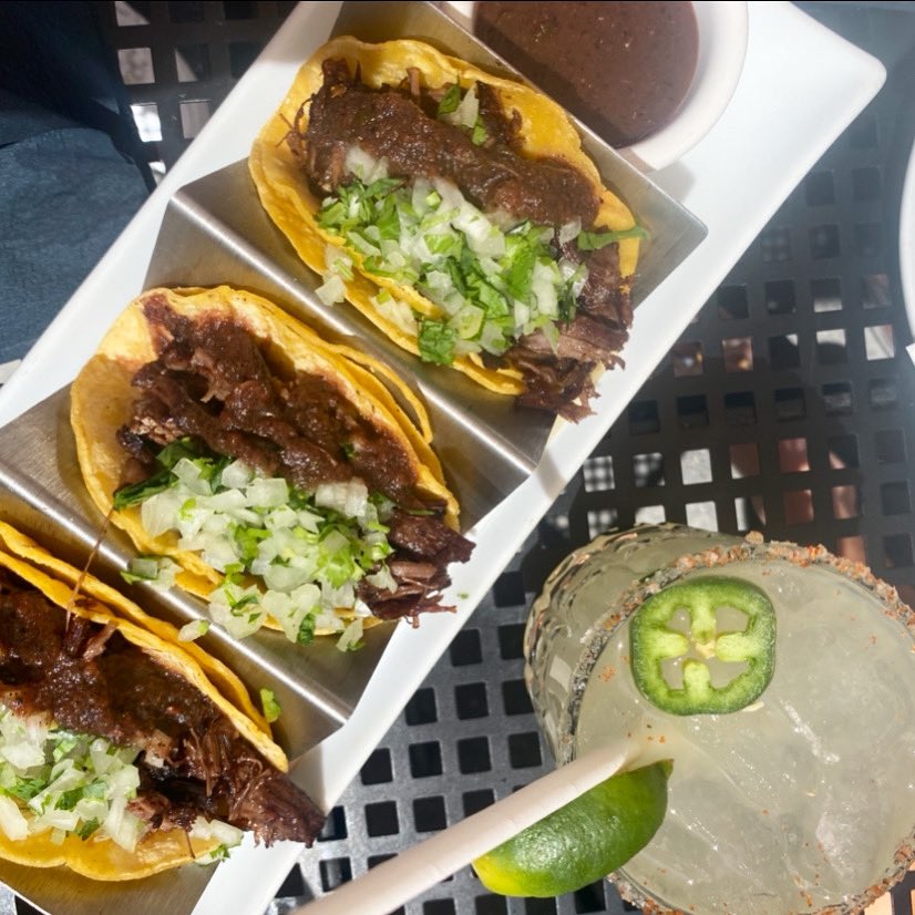 EngineCo28's tweet image. It’s Taco Tuesday which means $8 Margaritas, $8 tacos and $8 tequila shots every Tuesday 🔥🥃🌮 #tacotuesday #engineco #margaritas #dtla #losangeles