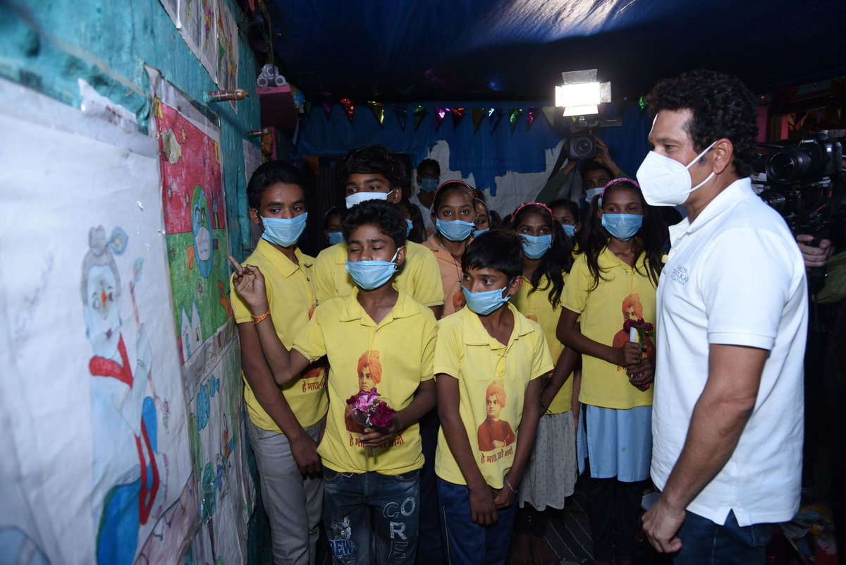 palashpoly's tweet image. #SachinBatsForIndia for India again! He has helped kids with various things time and again. We are grateful to have such a human being amongst us!