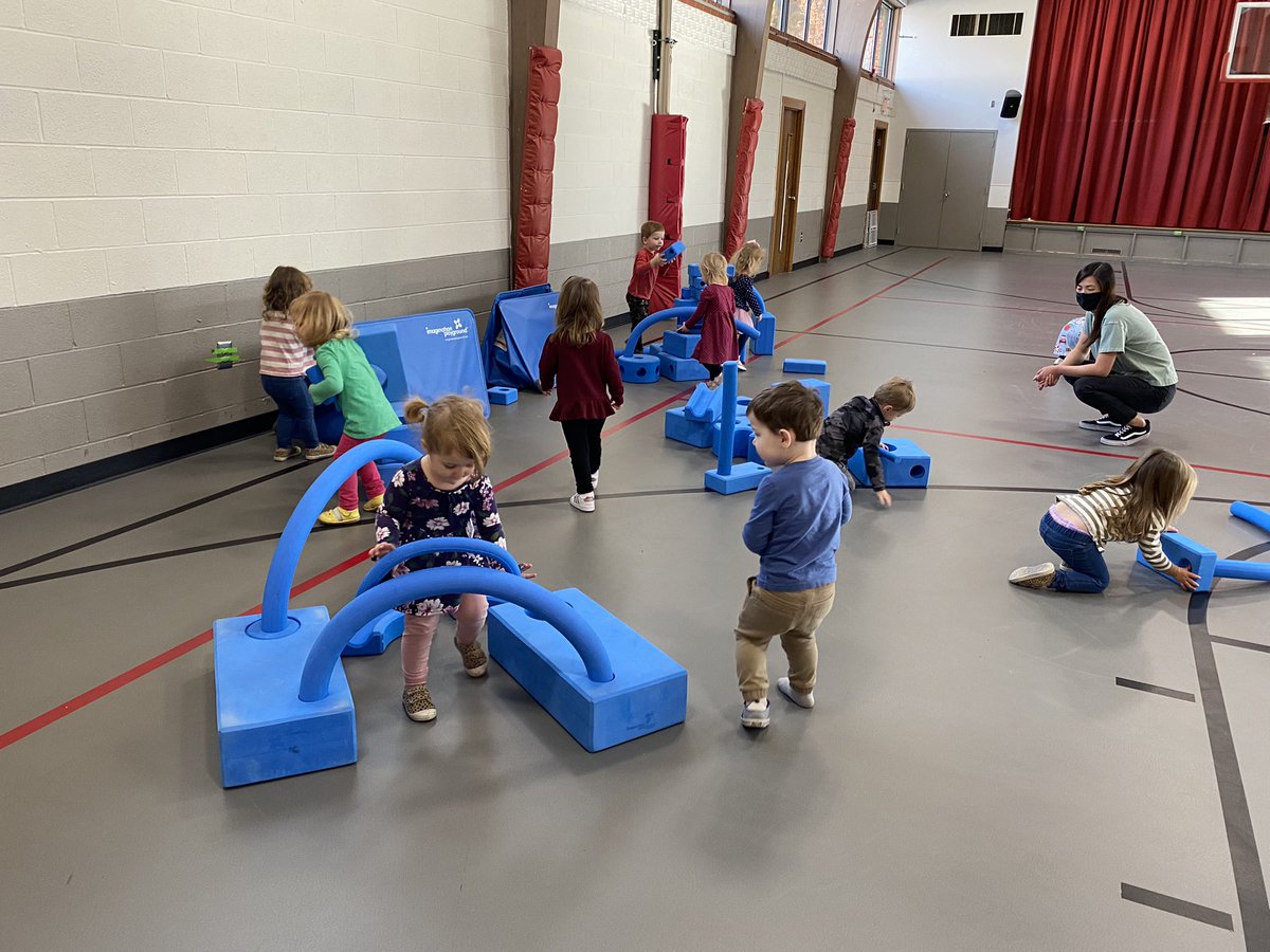 CCLSvalencia's tweet photo. We loved using our imagination with these fun building tools today! @CCLSChargers https://t.co/PXmiqajfYn