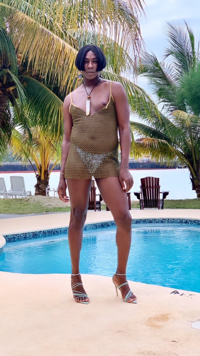 EmaniTheStylist's tweet photo. #TransAwarenessMonth 🏳️⚧️🇯🇲🏳️⚧️
.
.
.
#united_trans_creatives_
#houseofblessings2021
#artist #BlackTransCreative #blacktransvisibility #transawarenessweek2021 https://t.co/yTELUemflV