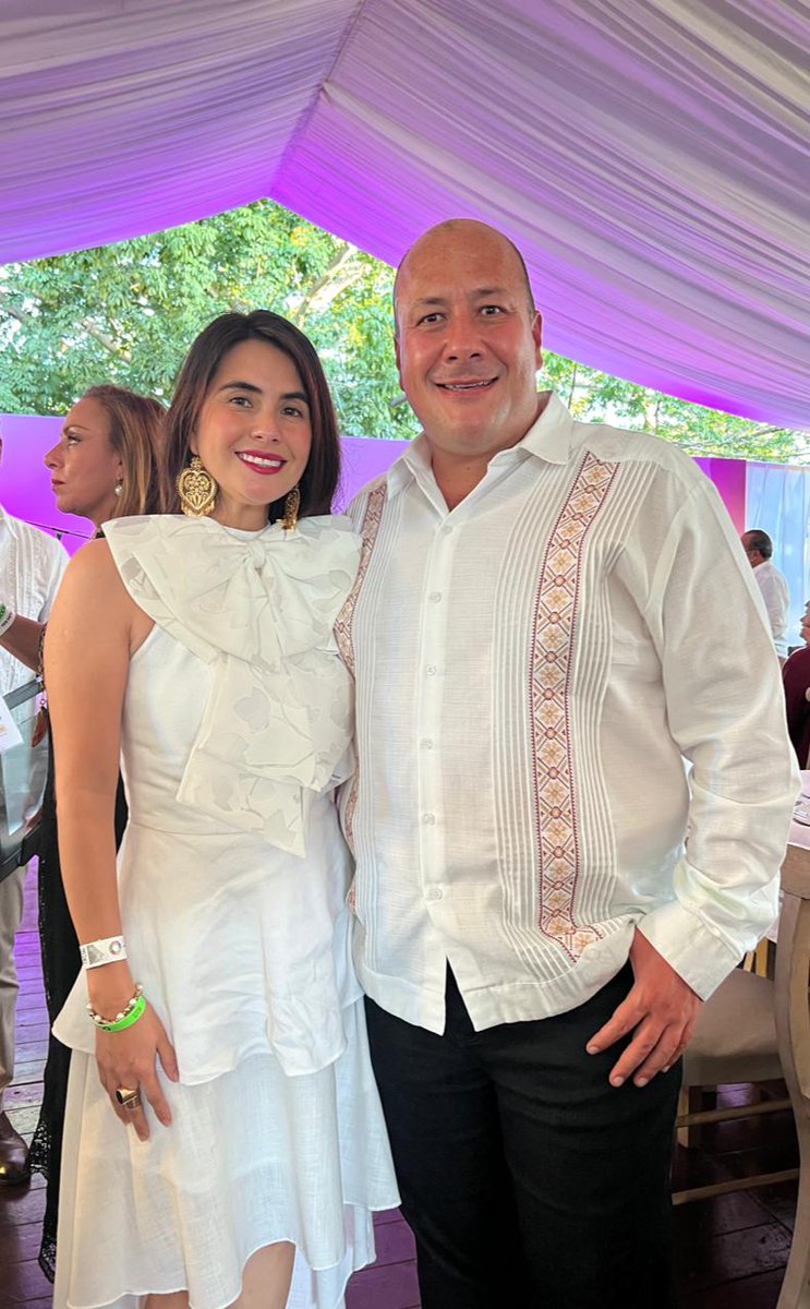 Hoy Lilia Ríos fue reconocida en el arranque del Tianguis Turístico México Incluyente 2021 como promotora de la identidad histórica y cultural de México a nivel internacional, y cómo no, si lleva 17 años exportando el folclor y tradición del país con @Grupolaproviden a EUA.