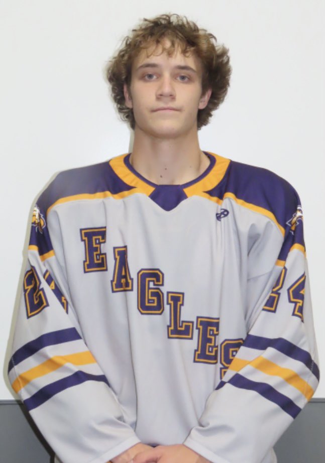 AvonHSHockey's tweet photo. Announcing the 2021-22 captains! Excited to see them lead the team this season. Captain- Michael Perusek, Assistant Captains- Will Umland, Matt Folds and Nick Kraszewski https://t.co/Rrwwd5WLnv