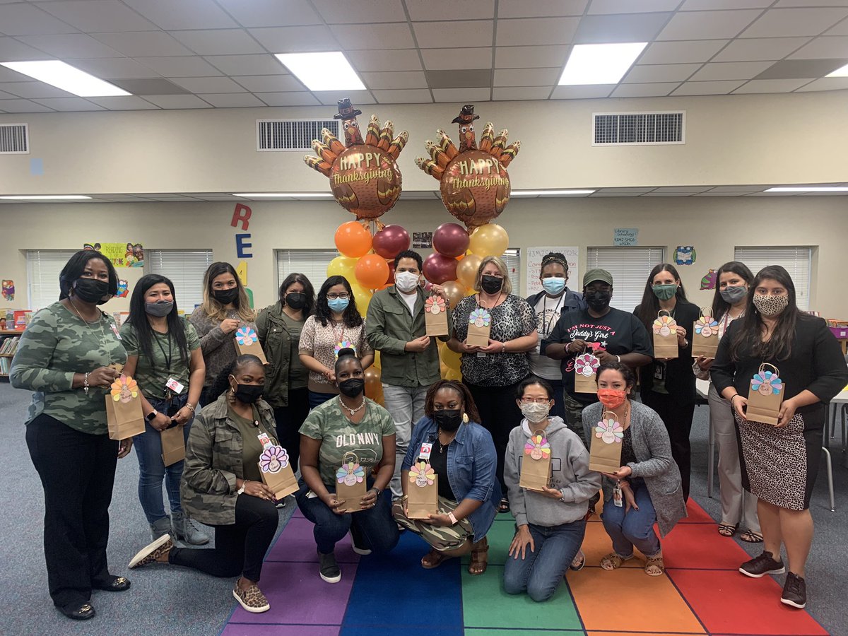 What a great Thankful Tuesday looking deep into writing opportunities in our curriculum, student work analysis, and of course some SEL activities! Thankful for Team2! #team2year2 <a href="/CarrollES_AISD/">Carroll Elementary</a> <a href="/JohnsonES_AISD/">Johnson Elementary</a> <a href="/StephensES_AISD/">Stephens Elementary</a> <a href="/OdomES_AISD/">Odom Elem AISD</a> <a href="/BusseyES_AISD/">Bussey Elementary</a> <a href="/DrFavy/">DrFavyCantu</a>