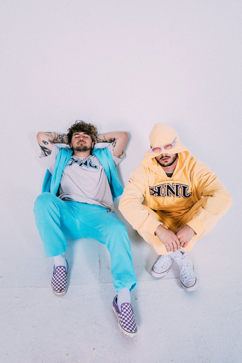 KianAndJc's tweet photo. ꓘNᒐ COLLEGIATE COLLECTION

THIS IS THE HIGHEST QUALITY SHIT WE’VE DROPPED TO DATE.

SHIRTS, HOODIES, SWEATS, SOCKS, SLIDES, BEANIES, DUFFLE BAGS, + MORE

THIS FRIDAY   11/19   10AM PST https://t.co/Y2elxAyiL3